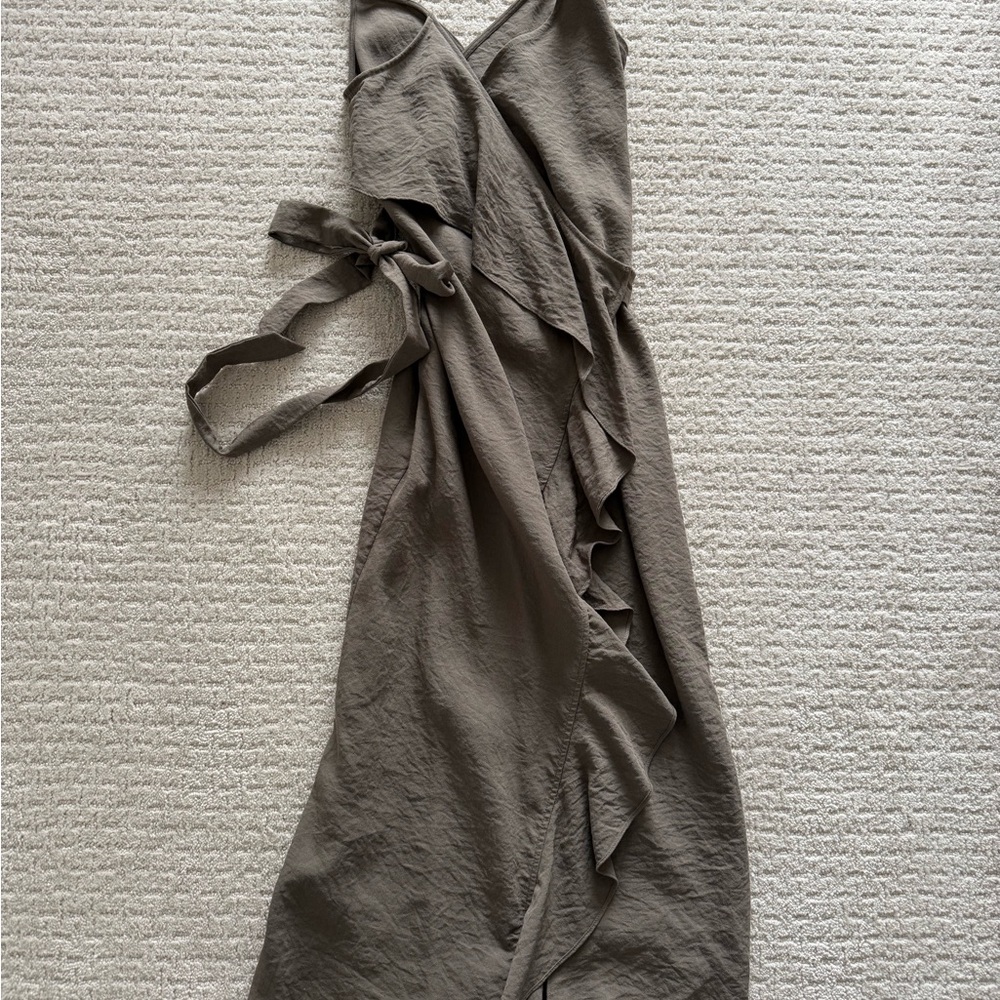 Tularosa (Revolve) Olive Wrap Dress XS